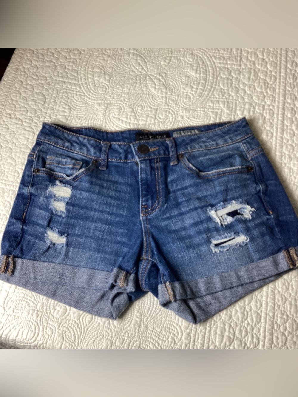Aeropostale MIDI Denim Roll Cuff Shorts Women’s Size 2